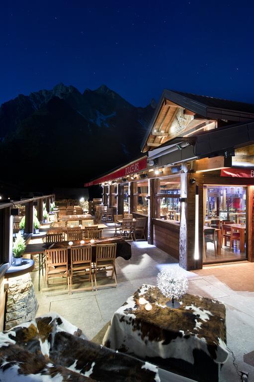 Les Rhodos Hotel La Clusaz Exterior photo