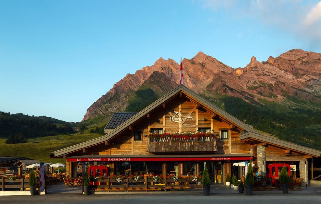 Les Rhodos Hotel La Clusaz Exterior photo